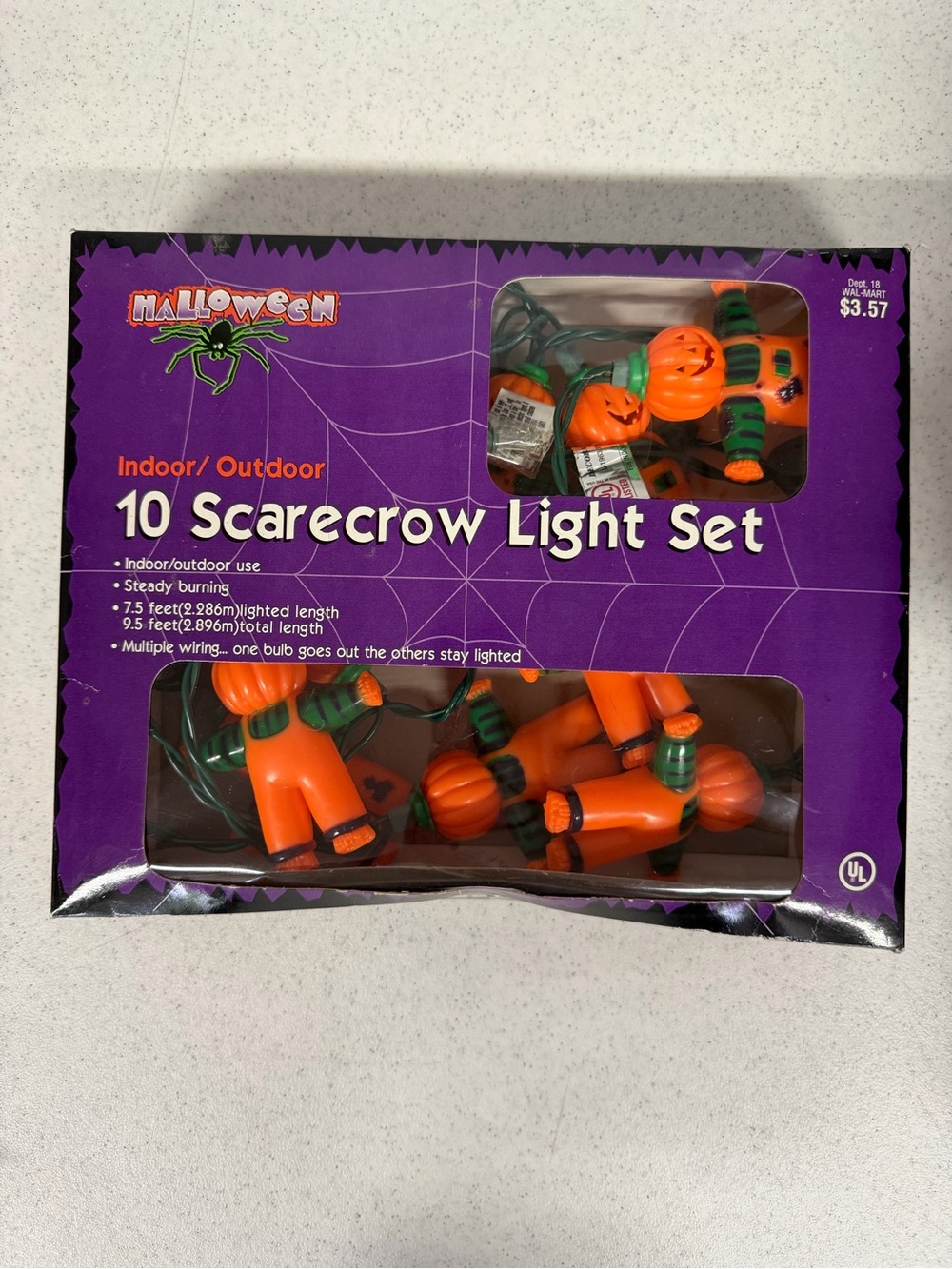 Vintage Halloween Pumpkin Scarecrow Indoor/Outdoor/Stay Lit Lights complete